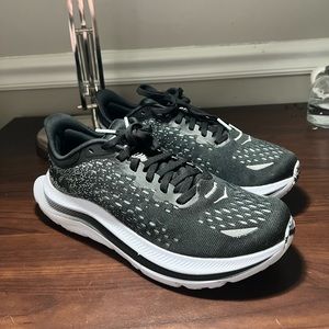 Hoka Kawana womens sz 8B